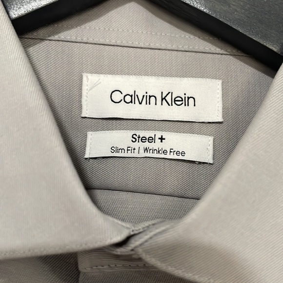 NEW Calvin Klein Men's Dress Shirt Slim Fit Non Iron Solid French Cuff - 16 - Picture 5 of 13